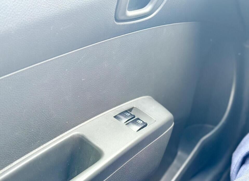 Chevrolet Spark, III 1.0 AT (67 л.с.)