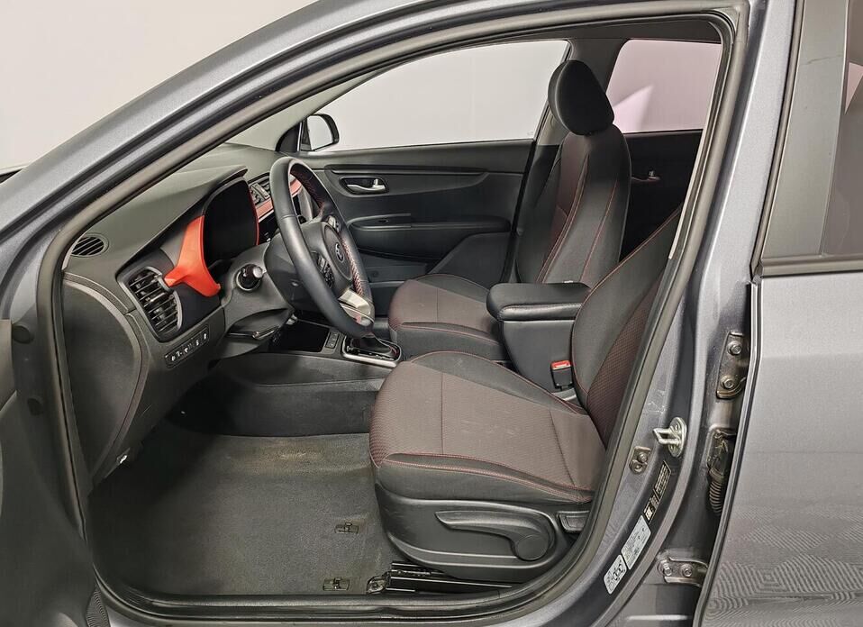 Kia Rio, IV 1.6 AT (123 л.с.)