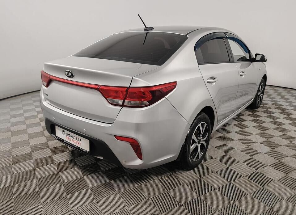 Kia Rio, IV 1.6 AT (123 л.с.)