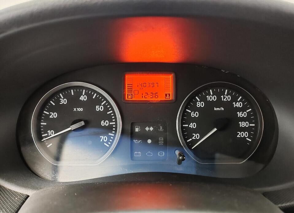 Renault Sandero, I 1.6 AT (103 л.с.)