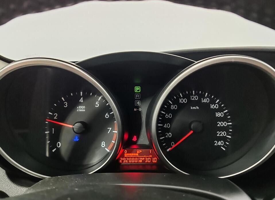 Mazda 3 1.6 AT (105 л.с.)