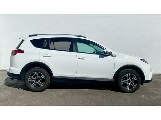 Toyota RAV4, 2016 г., 90 112 км