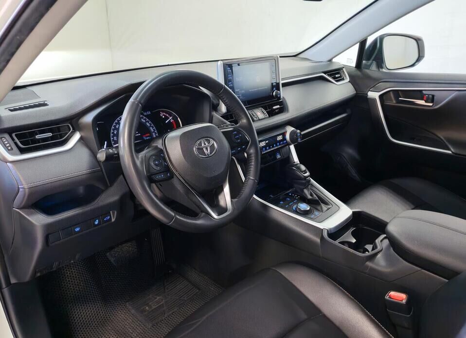 Toyota RAV4, V (XA50) 2.0 CVT (149 л.с.) 4WD