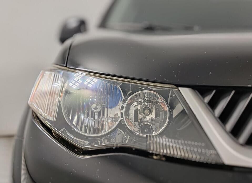 Mitsubishi Outlander, II 2.4 CVT (170 л.с.) 4WD