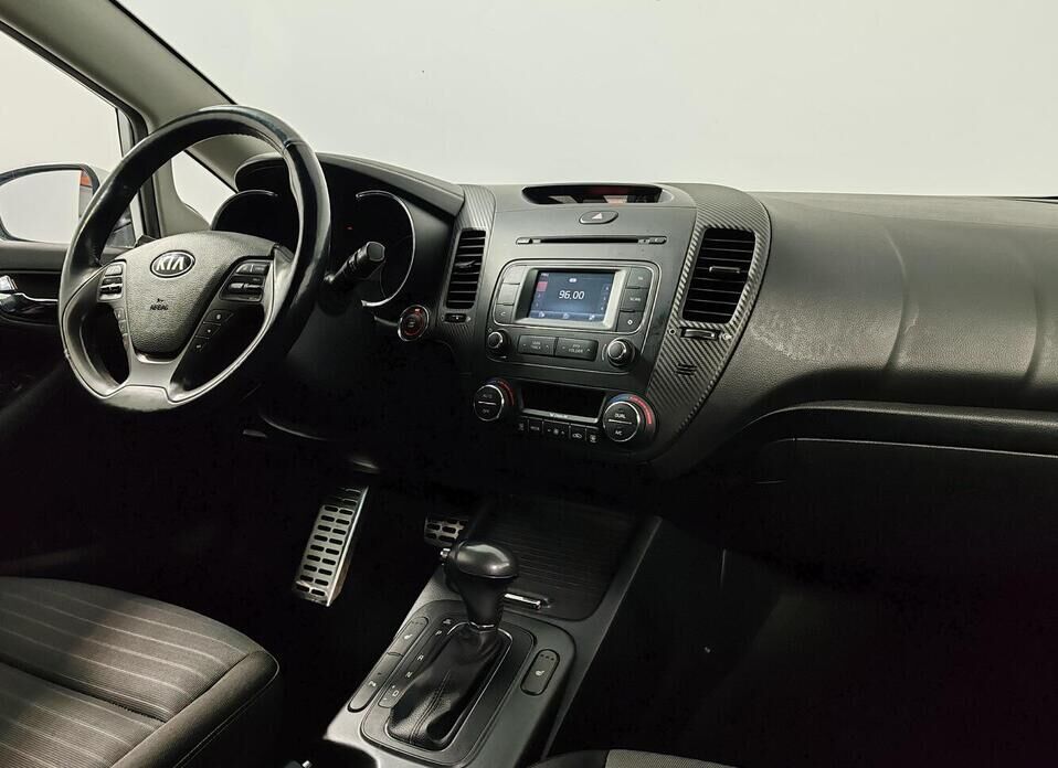 Kia Cerato, III 2.0 AT (150 л.с.)