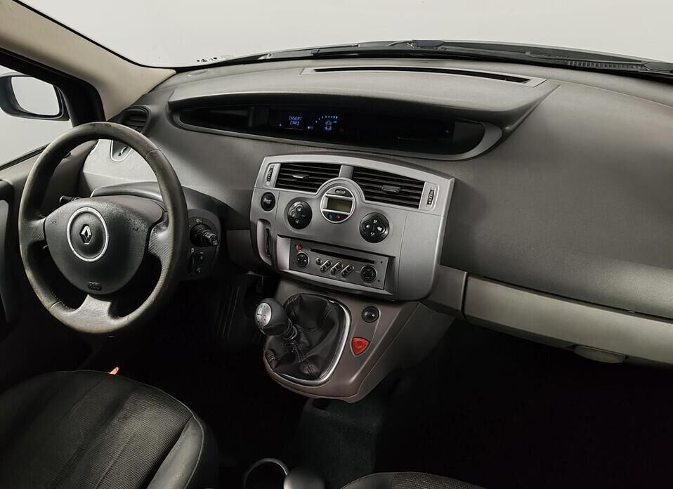 Renault Scenic 2.0 MT (136 л.с.)