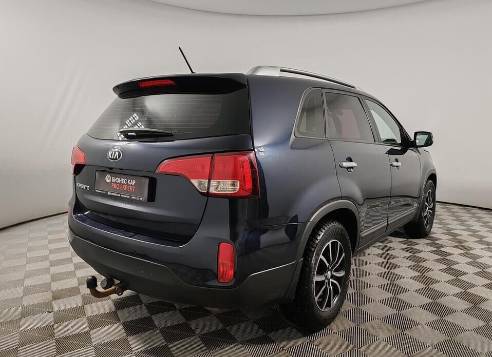 Kia Sorento, II Рестайлинг 2.4 AT (175 л.с.) 4WD