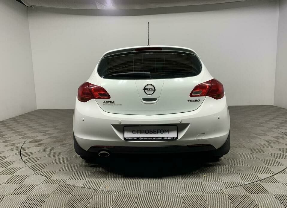 Opel Astra 1.4 AT (140 л.с.)