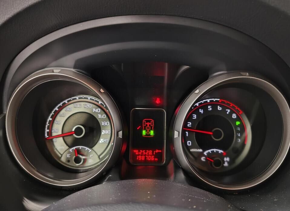 Mitsubishi Pajero, IV Рестайлинг 1 3.0 AT (178 л.с.) 4WD