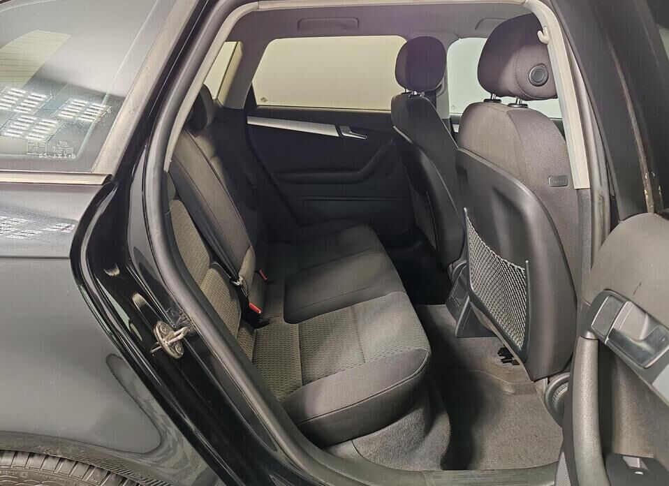 Audi A3, II (8P) Рестайлинг 2 1.4 AMT (125 л.с.)