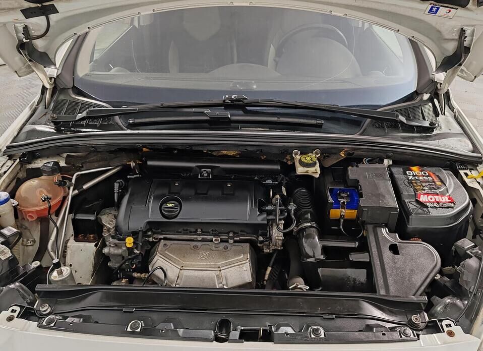 Peugeot 308, I 1.6 AT (120 л.с.)