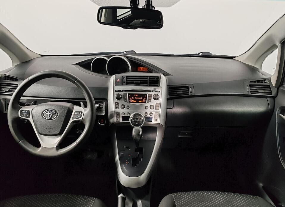 Toyota Verso, I 1.8 CVT (147 л.с.)