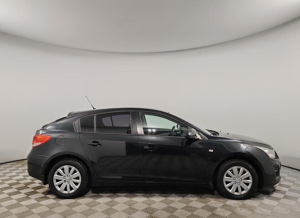 Chevrolet Cruze, I Рестайлинг 1.6 AT (109 л.с.)