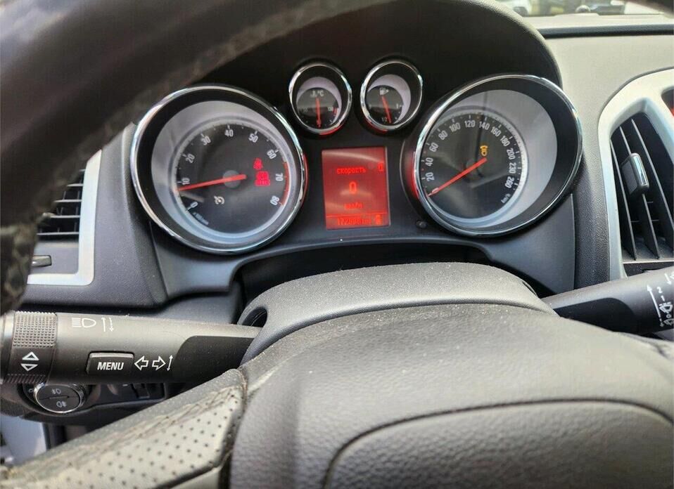 Opel Astra, J Рестайлинг GTC 1.6 MT (180 л.с.)