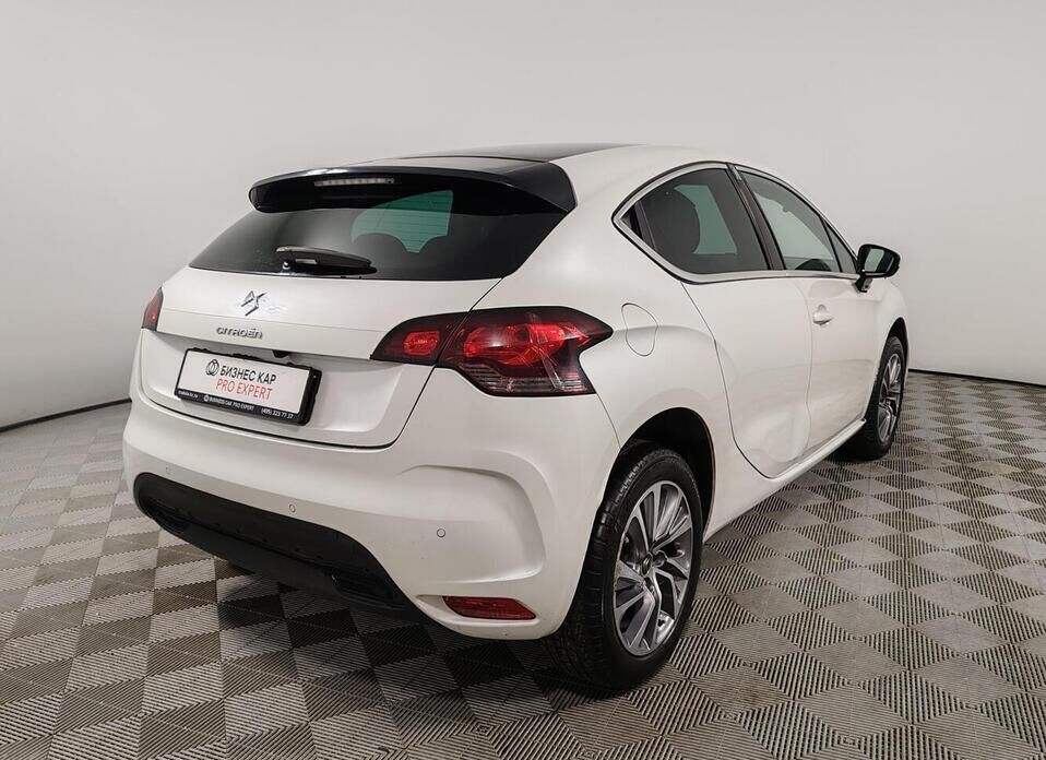 Citroen DS4 1.6 AT (150 л.с.)