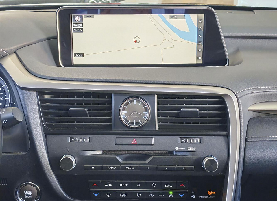 Lexus RX, IV 300 2.0 AT (238 л.с.) 4WD