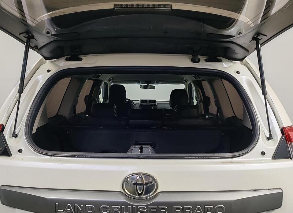 Toyota Land Cruiser Prado, 150 Series Рестайлинг 1 2.7 AT (163 л.с.) 4WD