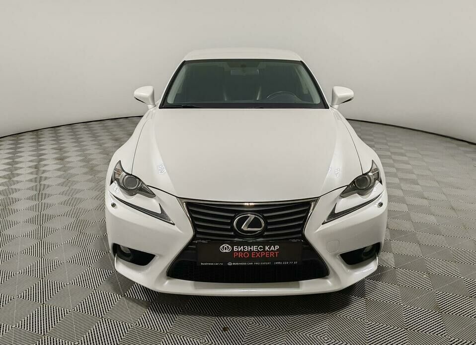 Lexus IS 250 2.5 AT (208 л.с.)