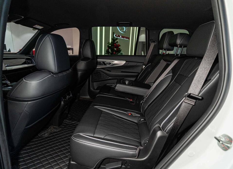 GAC GS8, II 2.0 AT (231 л.с.) 4WD