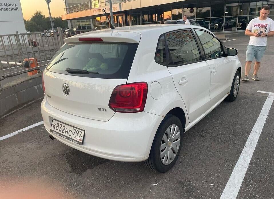 Volkswagen Polo 1.2 AMT (105 л.с.)