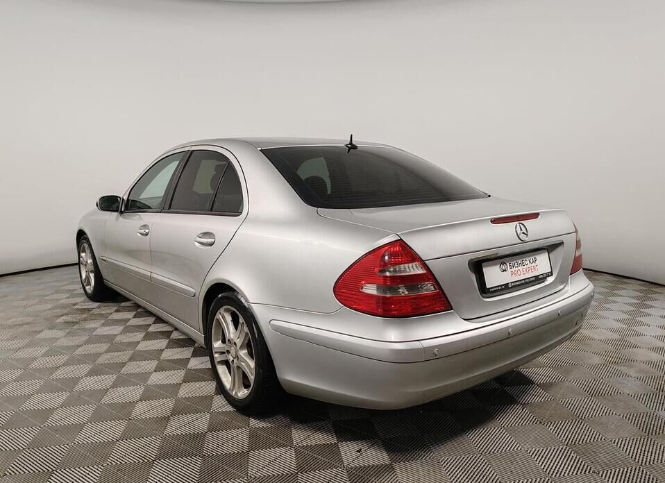 Mercedes-Benz E-Класс 240 2.6 AT (177 л.с.)