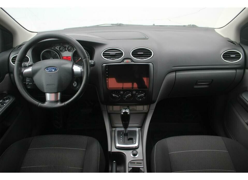 Ford Focus 1.6 AT (100 л.с.)