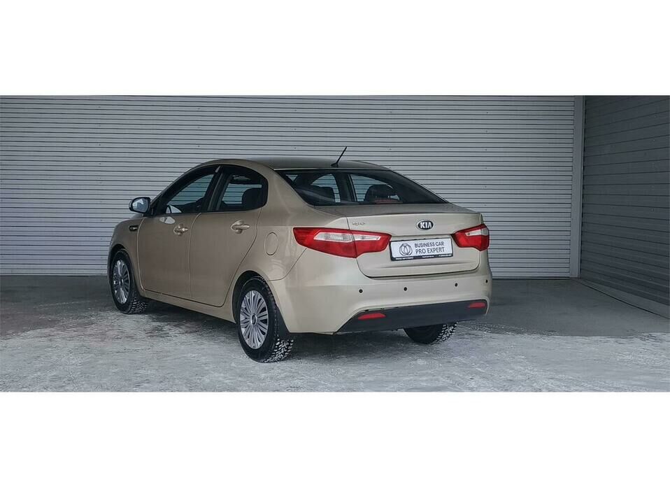 Kia Rio 6-speed 1.6 AT (123 л.с.)