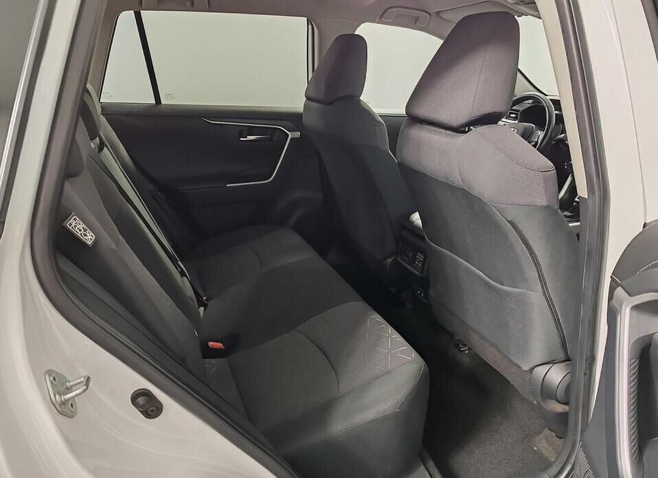 Toyota RAV4, V (XA50) 2.5 AT (199 л.с.) 4WD