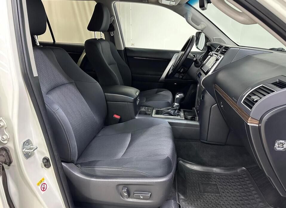 Toyota Land Cruiser Prado 4.0 AT (249 л.с.) 4WD