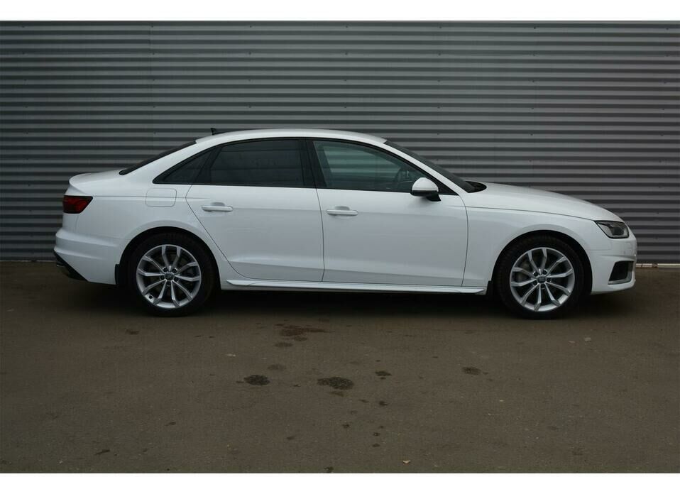 Audi A4 45 TFSI 2.0 AMT (249 л.с.) 4WD