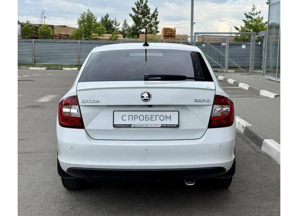 Skoda Rapid, I Рестайлинг 1.4 AMT (125 л.с.)