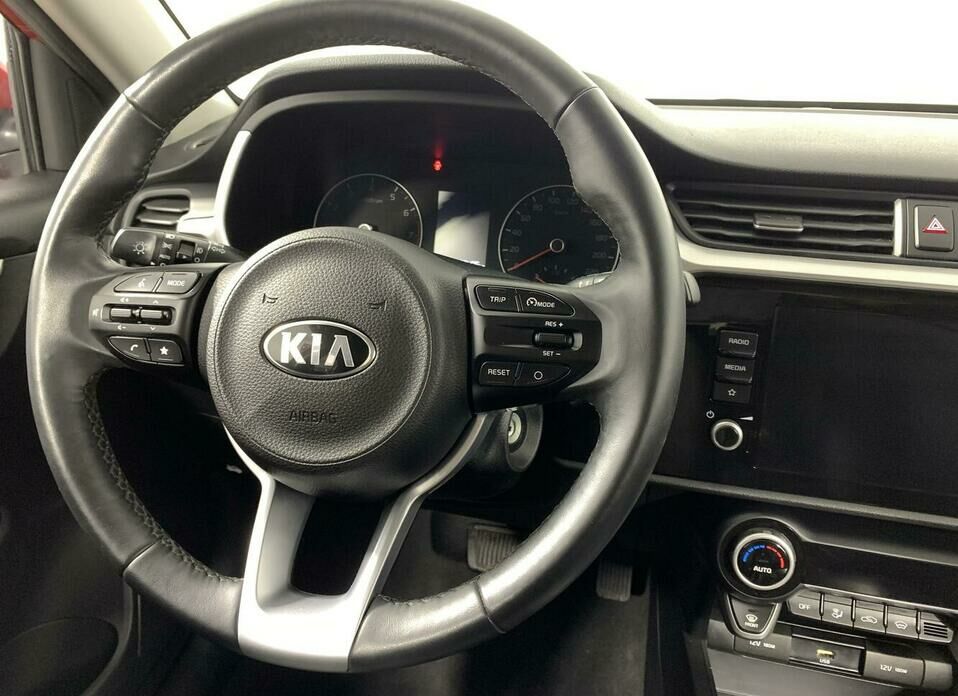 Kia Rio X 1.6 AT (123 л.с.)