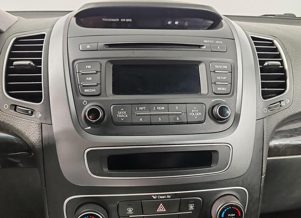 Kia Sorento, II Рестайлинг 2.4 AT (175 л.с.)