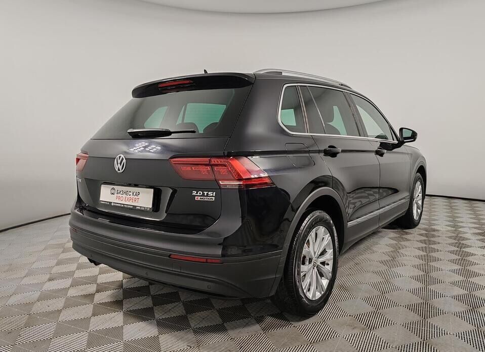 Volkswagen Tiguan 2.0 AMT (180 л.с.) 4WD