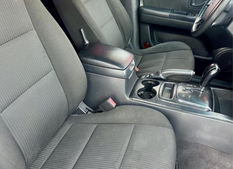 Kia Sorento, I Рестайлинг 2.5d AT (170 л.с.) 4WD