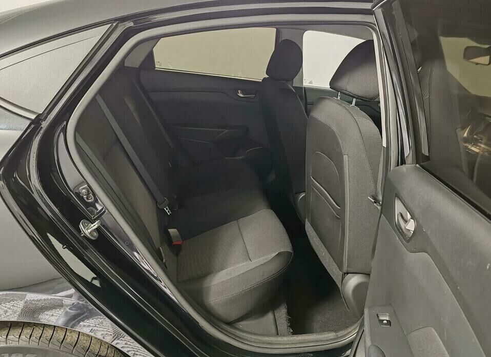 Hyundai Solaris 1.6 AT (123 л.с.)
