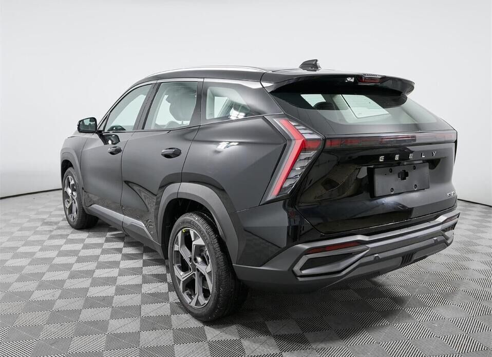 Geely Atlas, II 2.0 AT (200 л.с.) 4WD