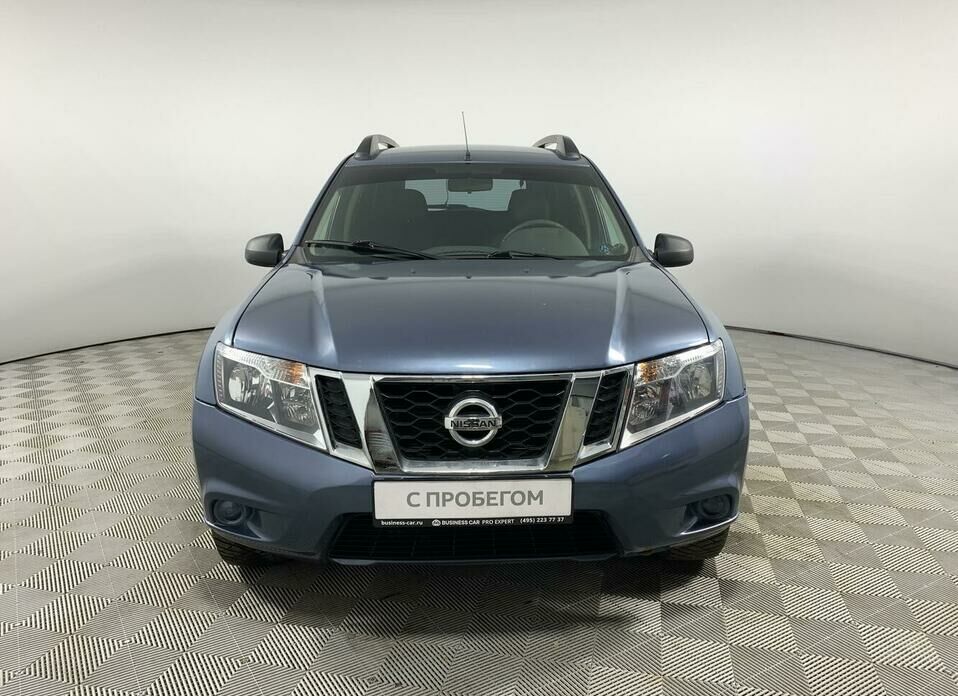 Nissan Terrano 2.0 AT (135 л.с.)