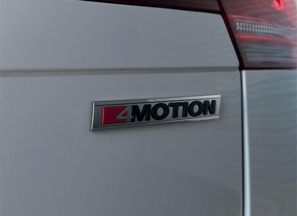 Volkswagen Tiguan, II 2.0d MT (150 л.с.) 4WD