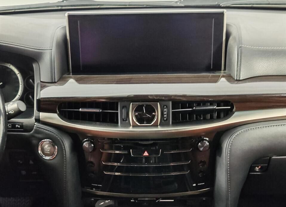 Lexus LX 450d 4.5d AT (272 л.с.) 4WD