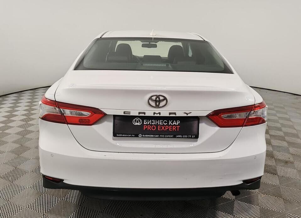 Toyota Camry, VIII (XV70) 2.0 AT (150 л.с.)