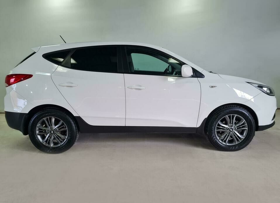 Hyundai ix35 2.0 AT (150 л.с.) 4WD