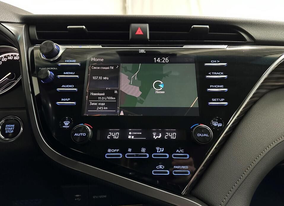 Toyota Camry, VIII (XV70) 2.5 AT (181 л.с.)