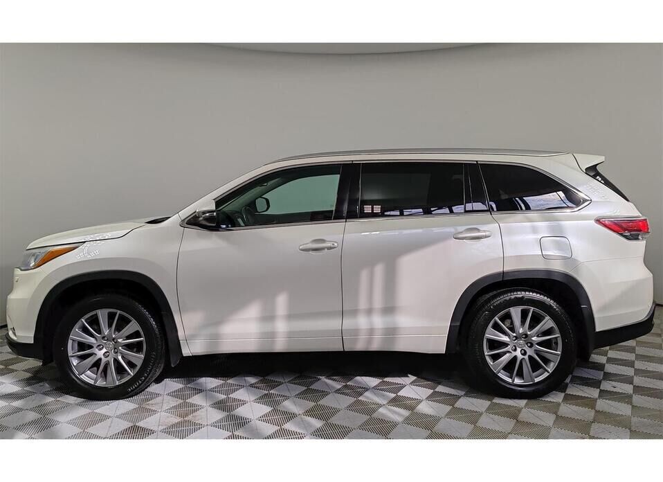 Toyota Highlander 3.5 AT (249 л.с.) 4WD