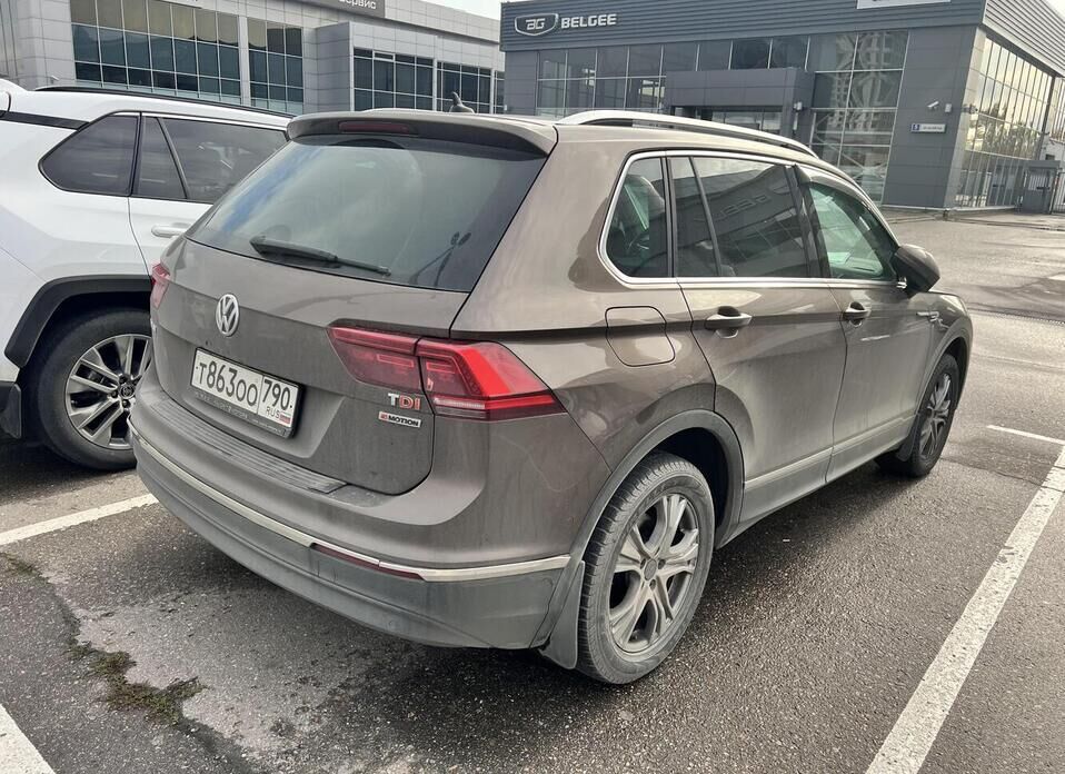Volkswagen Tiguan, II 2.0d AMT (150 л.с.) 4WD