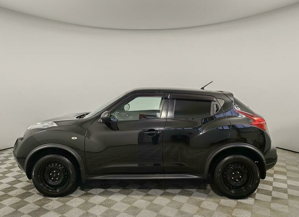 Nissan Juke 1.6 CVT (117 л.с.)
