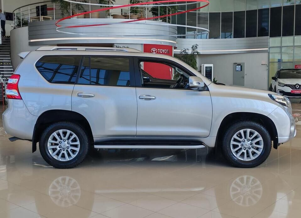 Toyota Land Cruiser Prado, 150 Series Рестайлинг 1 3.0d AT (173 л.с.) 4WD