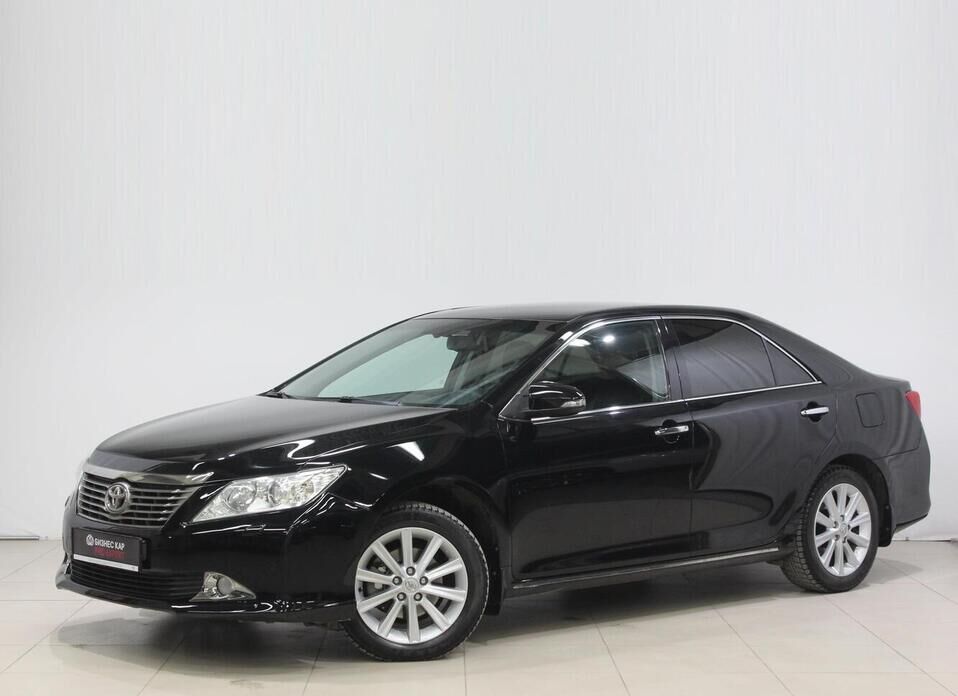 Toyota Camry, VII (XV50) 2.5 AT (181 л.с.)