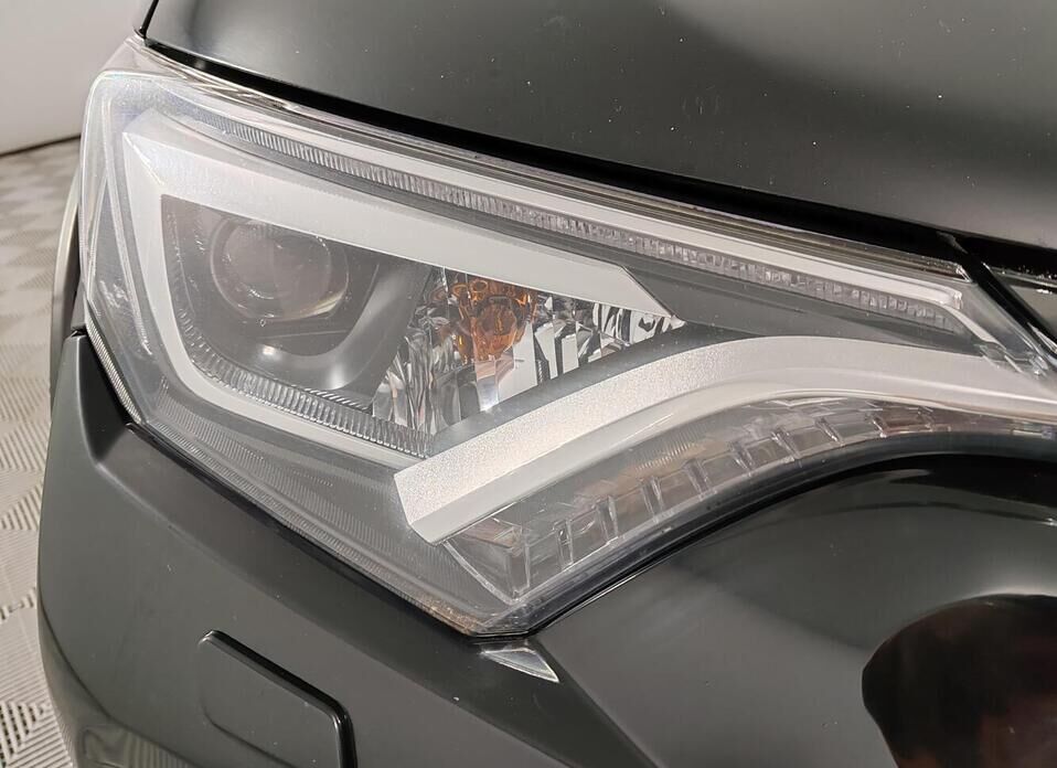 Toyota RAV4, IV (CA40) Рестайлинг 2.5 AT (180 л.с.) 4WD