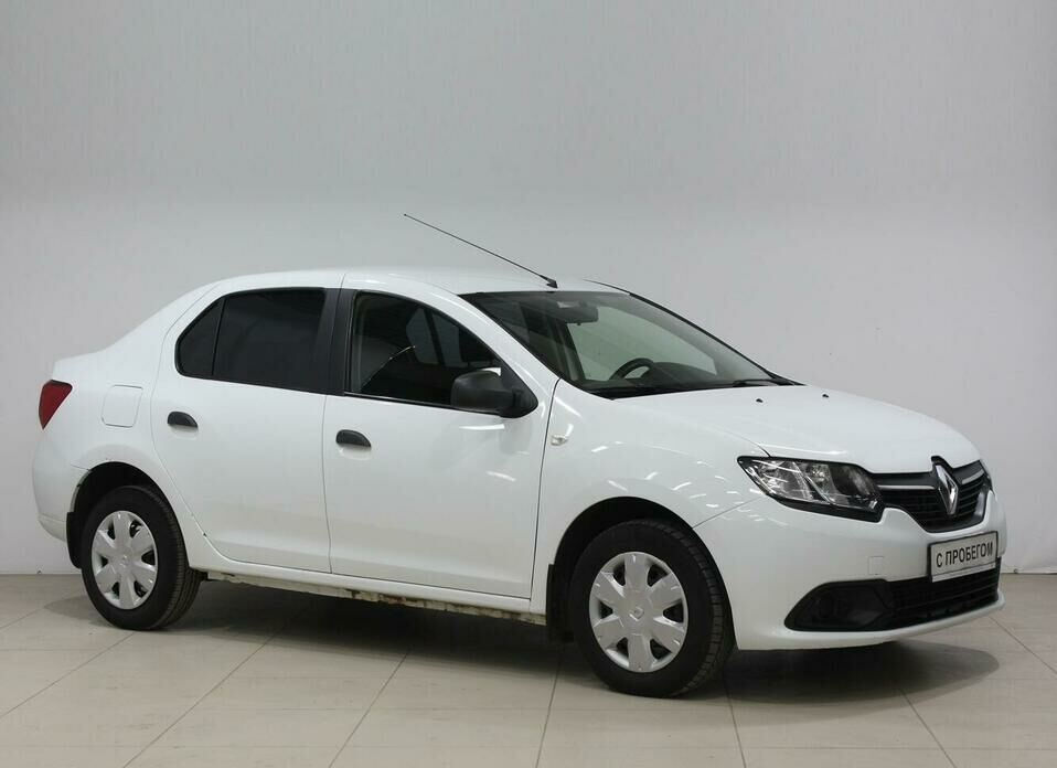 Renault Logan 1.6 MT (82 л.с.)